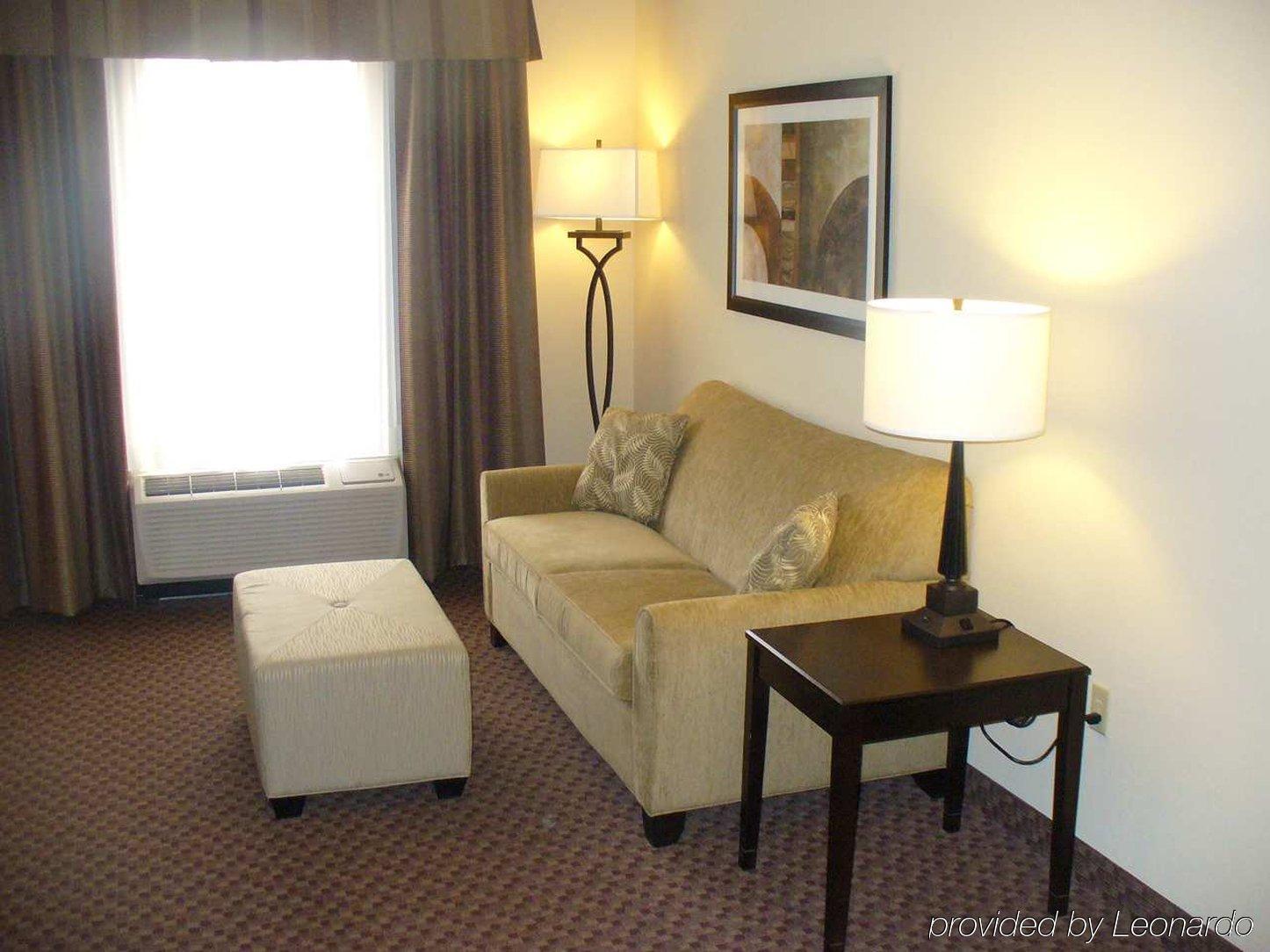 Hampton Inn & Suites Enid Room photo
